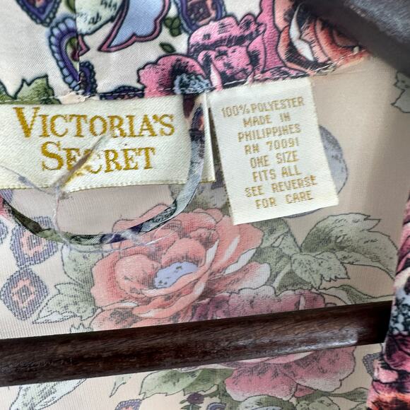 Victoria’s Secret Vintage Gold Label Pink Floral Paisley Robe One Size Fits All - Picture 5 of 12